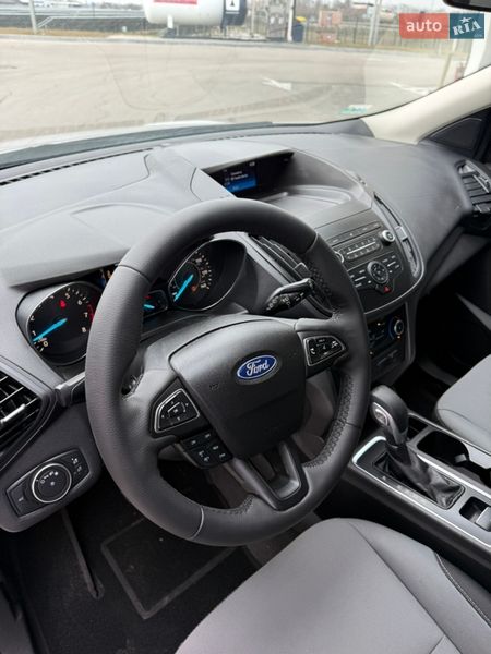 Внедорожник / Кроссовер Ford Escape 2019 в Днепре