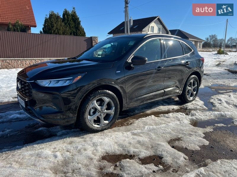 Позашляховик / Кросовер Ford Escape 2024 в Чернігові