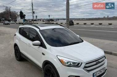 Позашляховик / Кросовер Ford Escape 2018 в Дніпрі