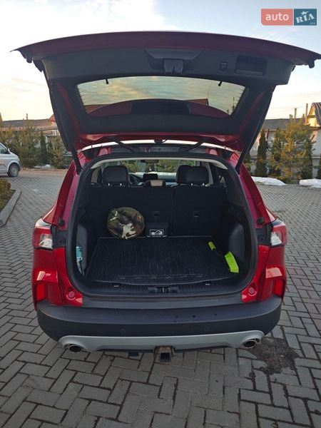 Внедорожник / Кроссовер Ford Escape 2022 в Золочеве