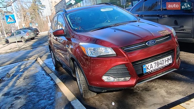 Внедорожник / Кроссовер Ford Escape 2015 в Ирпене