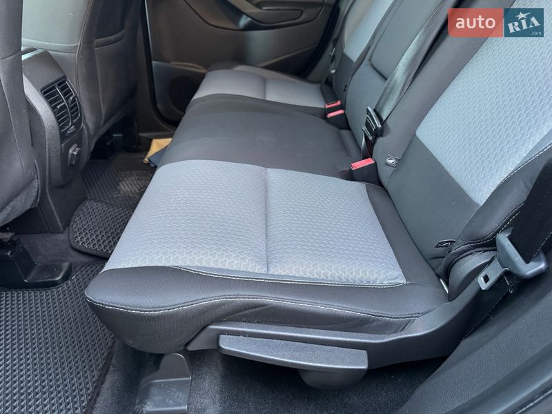 Внедорожник / Кроссовер Ford Escape 2016 в Сарнах