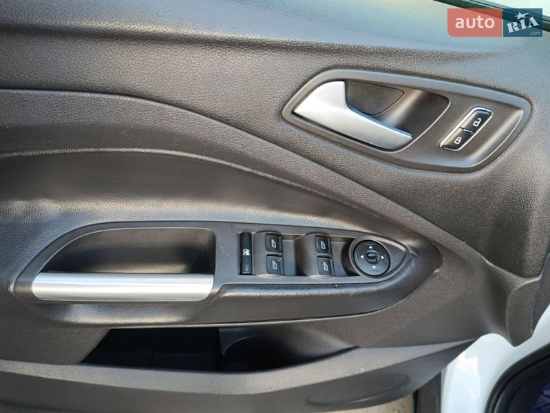 Позашляховик / Кросовер Ford Escape 2013 в Запоріжжі