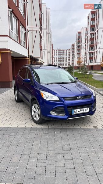 Внедорожник / Кроссовер Ford Escape 2012 в Ивано-Франковске