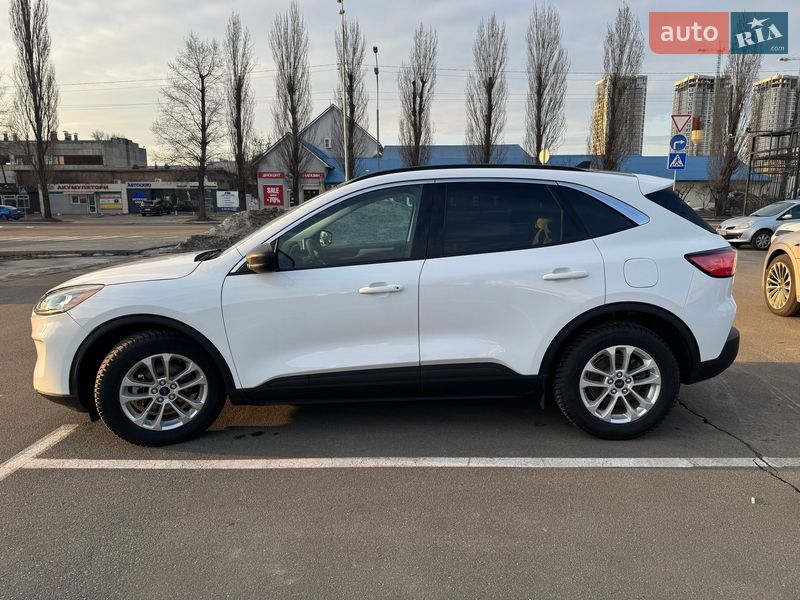 Внедорожник / Кроссовер Ford Escape 2022 в Киеве