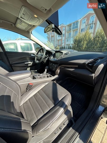 Внедорожник / Кроссовер Ford Escape 2016 в Белогородке