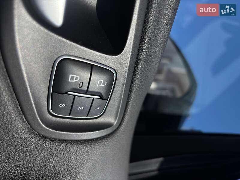 Внедорожник / Кроссовер Ford Escape 2016 в Белогородке