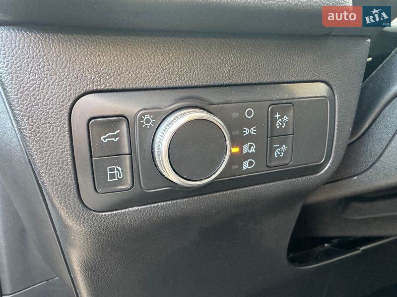 Внедорожник / Кроссовер Ford Escape 2022 в Киеве