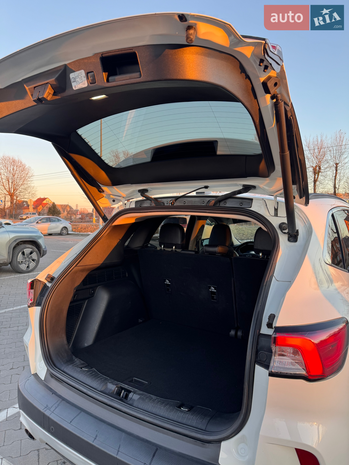 2019 Ford Escape - мініатюра 8