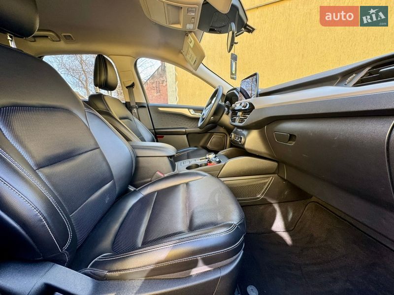 Внедорожник / Кроссовер Ford Escape 2019 в Коломые