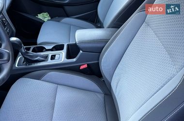 Внедорожник / Кроссовер Ford Escape 2017 в Ровно