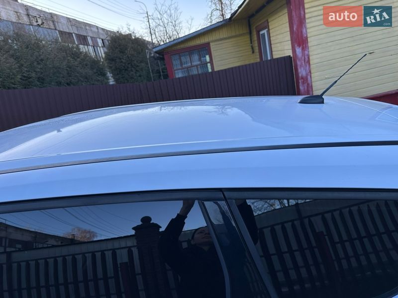 Позашляховик / Кросовер Ford Escape 2017 в Рівному