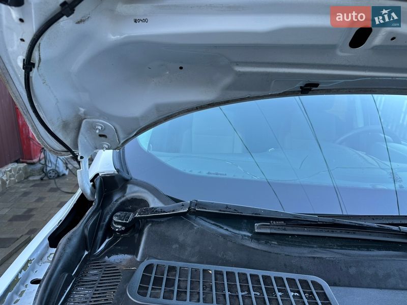 Позашляховик / Кросовер Ford Escape 2017 в Рівному