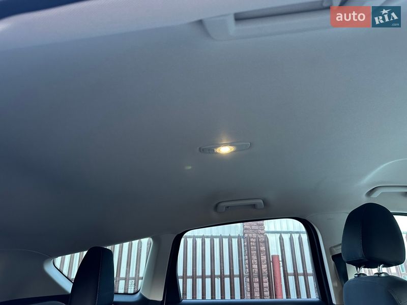 Позашляховик / Кросовер Ford Escape 2017 в Рівному