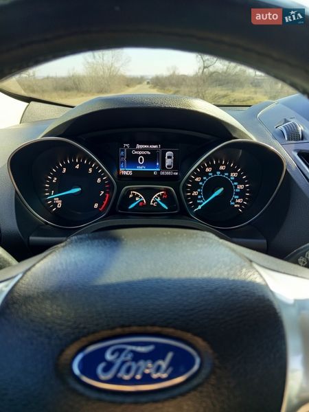 Внедорожник / Кроссовер Ford Escape 2015 в Белгороде-Днестровском