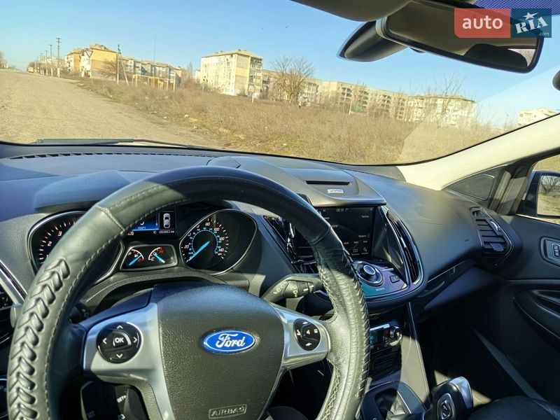 Внедорожник / Кроссовер Ford Escape 2015 в Белгороде-Днестровском