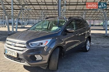Внедорожник / Кроссовер Ford Escape 2017 в Львове