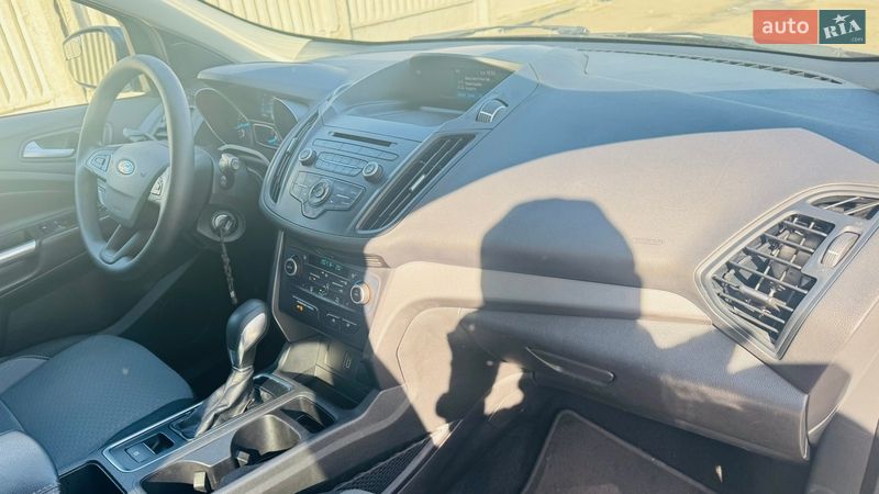 Внедорожник / Кроссовер Ford Escape 2018 в Киеве