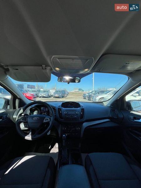 Внедорожник / Кроссовер Ford Escape 2017 в Львове