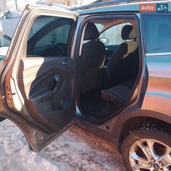 Внедорожник / Кроссовер Ford Escape 2014 в Киеве