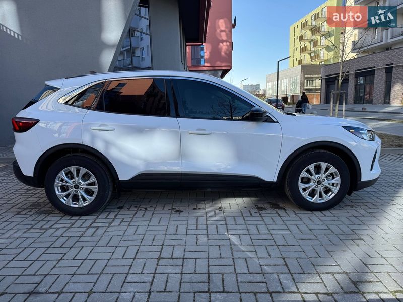 Позашляховик / Кросовер Ford Escape 2023 в Львові