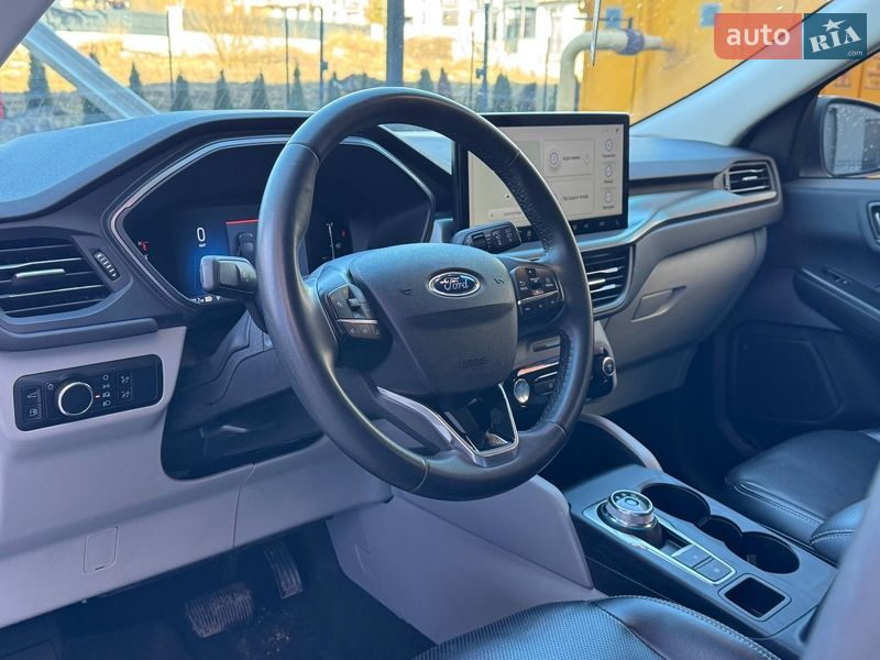 Позашляховик / Кросовер Ford Escape 2023 в Львові
