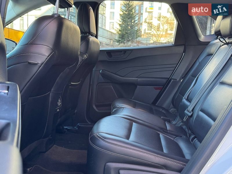 Позашляховик / Кросовер Ford Escape 2023 в Львові