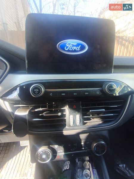 Внедорожник / Кроссовер Ford Escape 2020 в Кременчуге