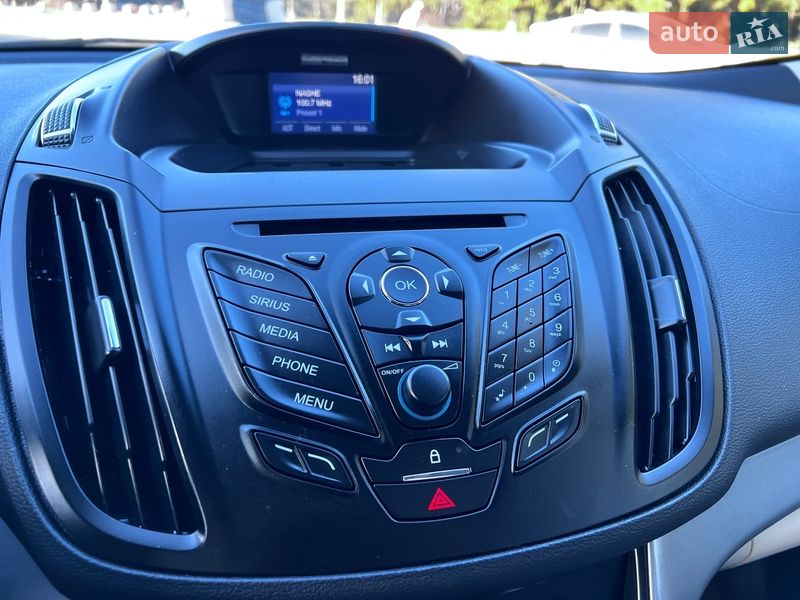 Позашляховик / Кросовер Ford Escape 2015 в Рівному