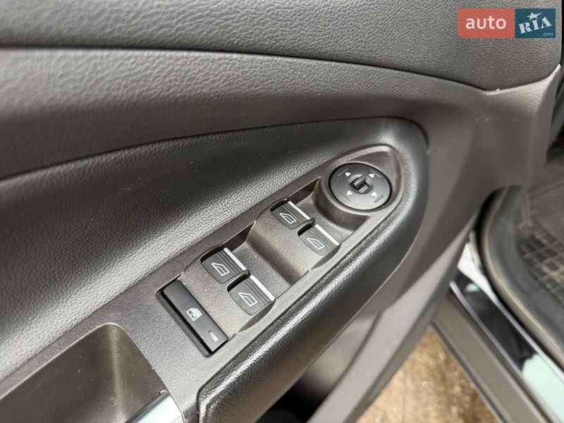 Позашляховик / Кросовер Ford Escape 2019 в Сумах