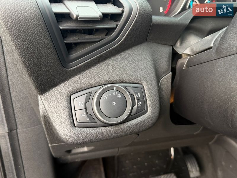 Позашляховик / Кросовер Ford Escape 2019 в Сумах