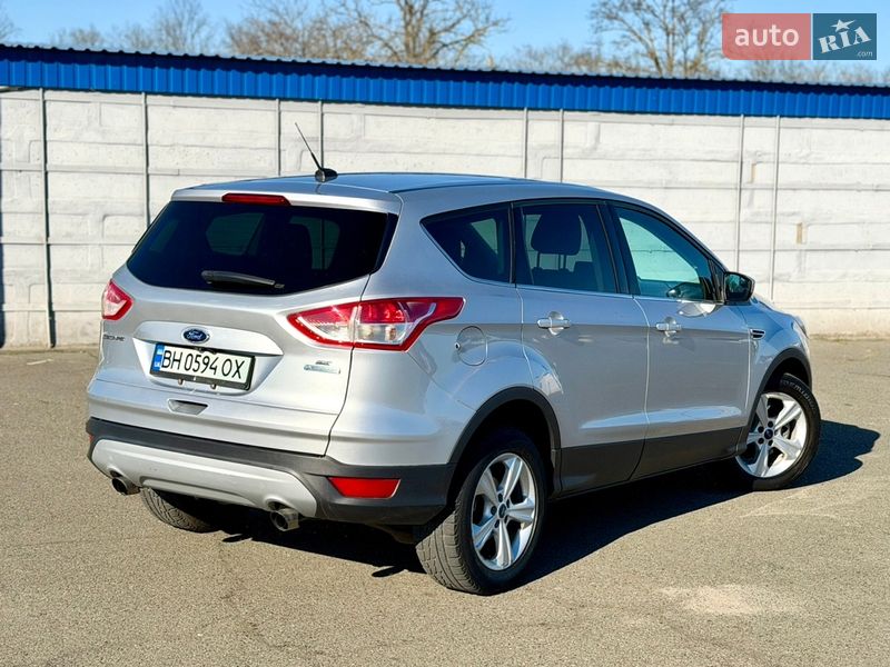 Внедорожник / Кроссовер Ford Escape 2014 в Одессе