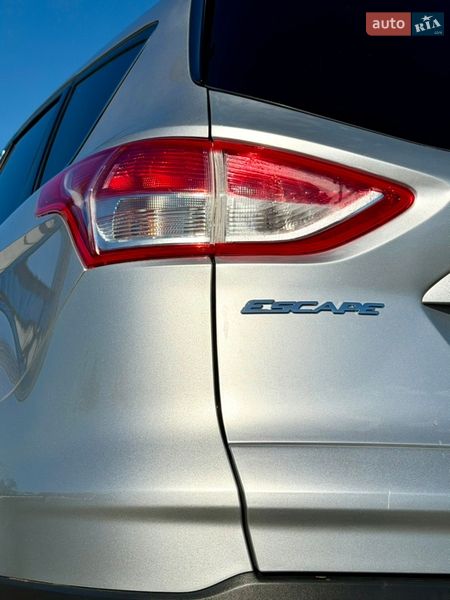Внедорожник / Кроссовер Ford Escape 2014 в Одессе