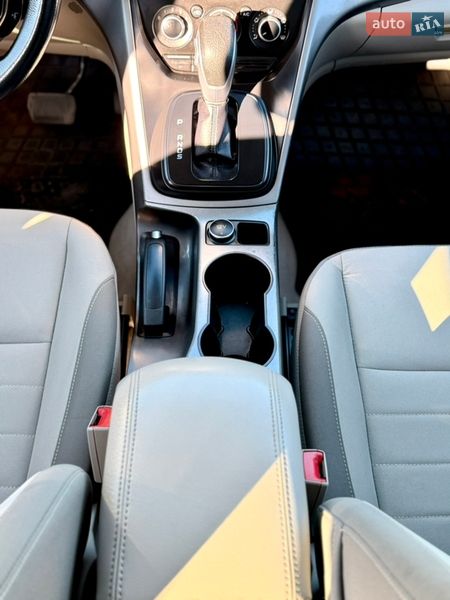 Внедорожник / Кроссовер Ford Escape 2014 в Одессе