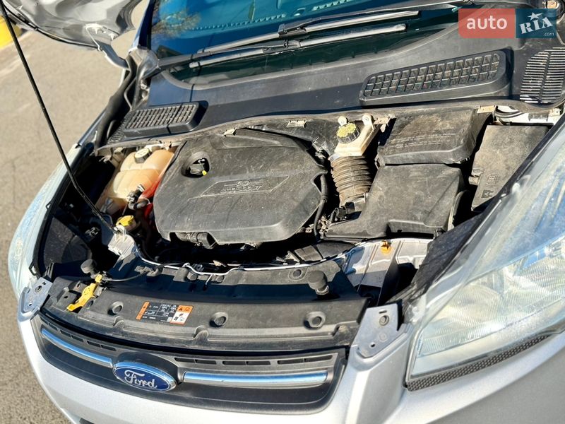 Внедорожник / Кроссовер Ford Escape 2014 в Одессе