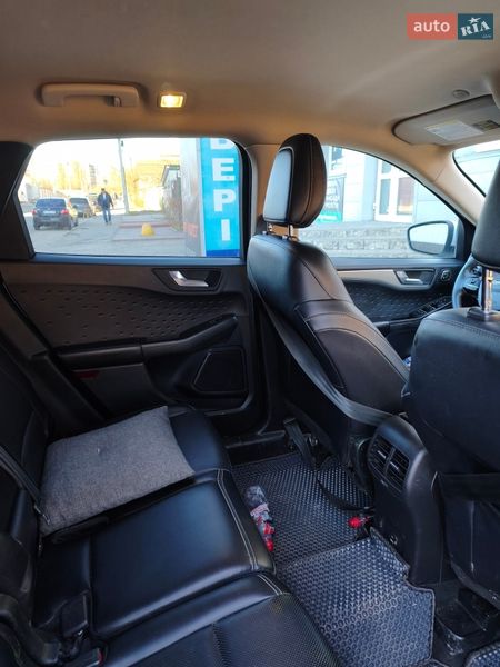 Внедорожник / Кроссовер Ford Escape 2020 в Кременчуге