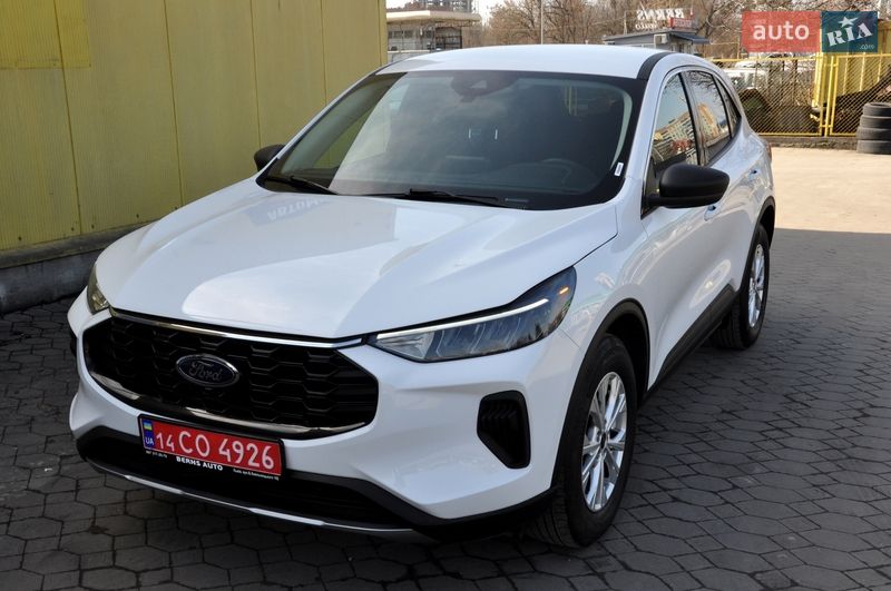 Позашляховик / Кросовер Ford Escape 2023 в Львові