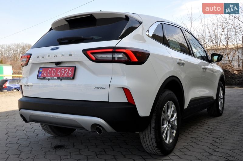 Позашляховик / Кросовер Ford Escape 2023 в Львові