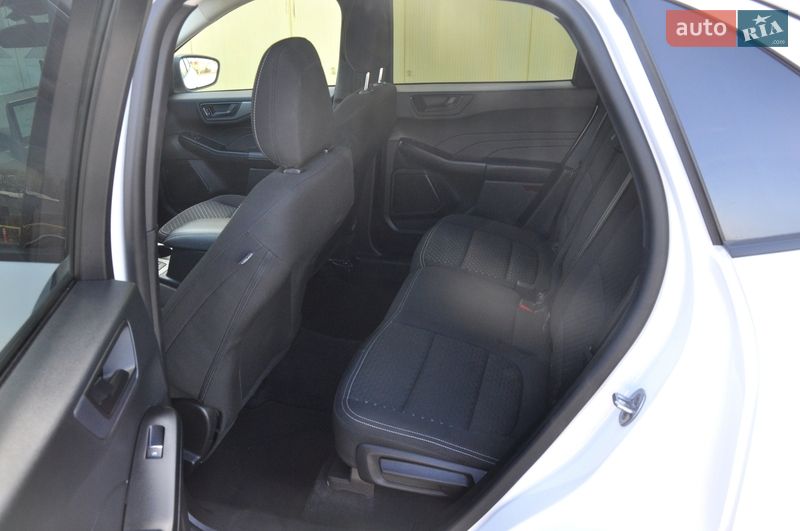 Позашляховик / Кросовер Ford Escape 2023 в Львові