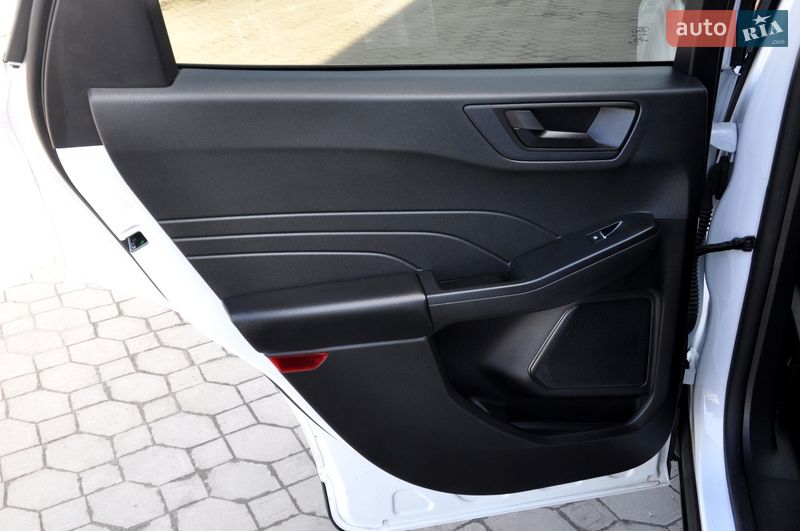 Позашляховик / Кросовер Ford Escape 2023 в Львові