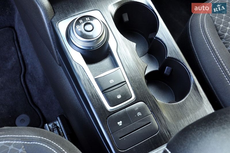 Позашляховик / Кросовер Ford Escape 2023 в Львові