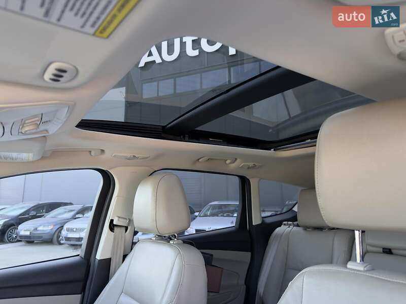 Внедорожник / Кроссовер Ford Escape 2014 в Львове