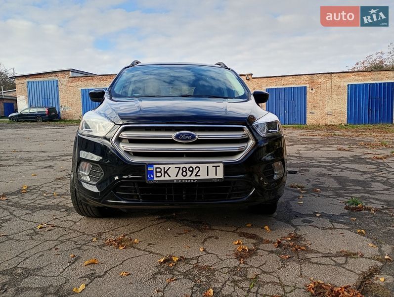 Позашляховик / Кросовер Ford Escape 2018 в Рівному