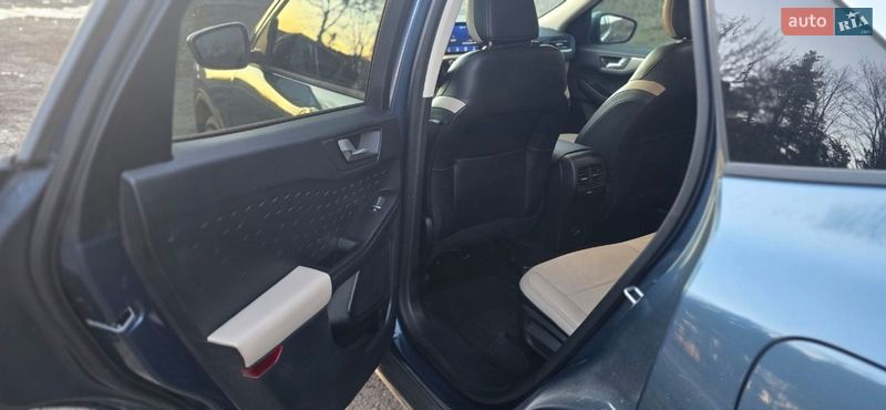 Внедорожник / Кроссовер Ford Escape 2020 в Шаргороде