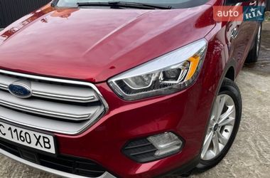 Позашляховик / Кросовер Ford Escape 2019 в Львові