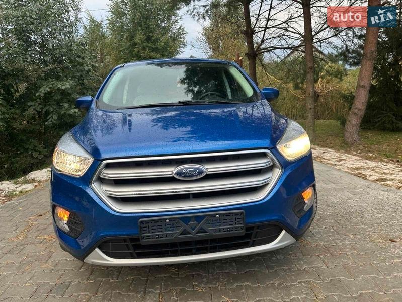 Внедорожник / Кроссовер Ford Escape 2017 в Скалате фото 5 Внедорожник / Кроссовер Ford Escape 2017 в Скалате