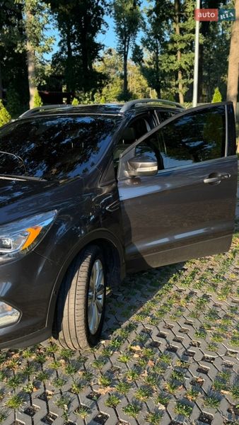 Позашляховик / Кросовер Ford Escape 2018 в Харкові