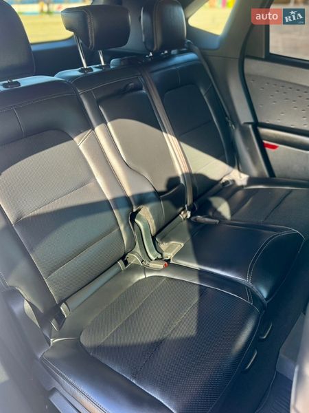 Позашляховик / Кросовер Ford Escape 2020 в Кременчуці