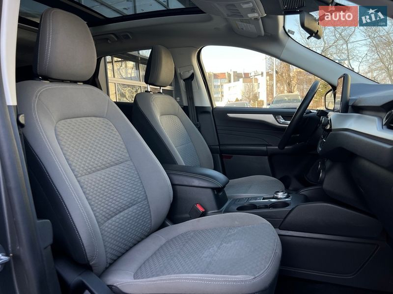 Внедорожник / Кроссовер Ford Escape 2021 в Ивано-Франковске