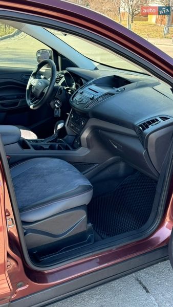 Внедорожник / Кроссовер Ford Escape 2018 в Киеве